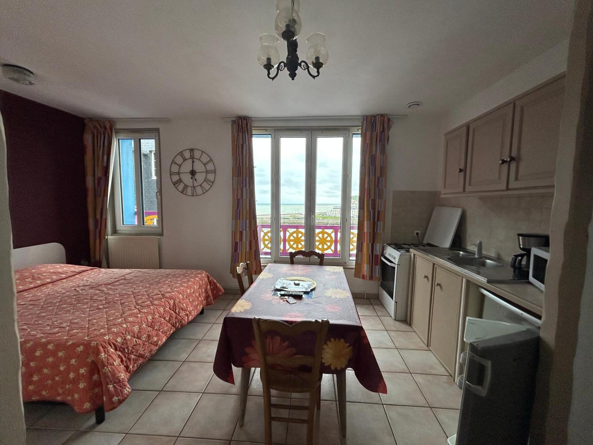 Ets Levillain - Hotel Les Caletes Le Tréport Exteriör bild